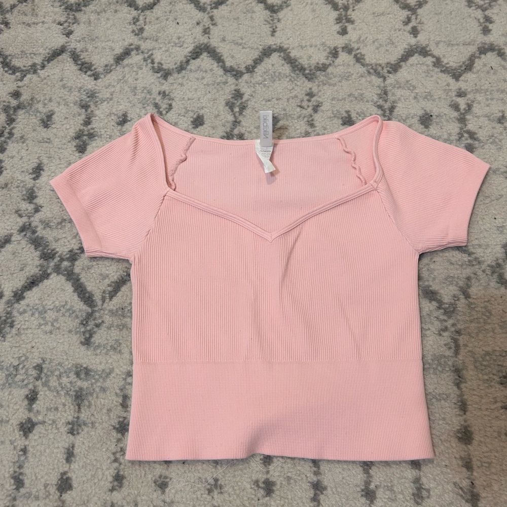 Nikibiki Pink Tee